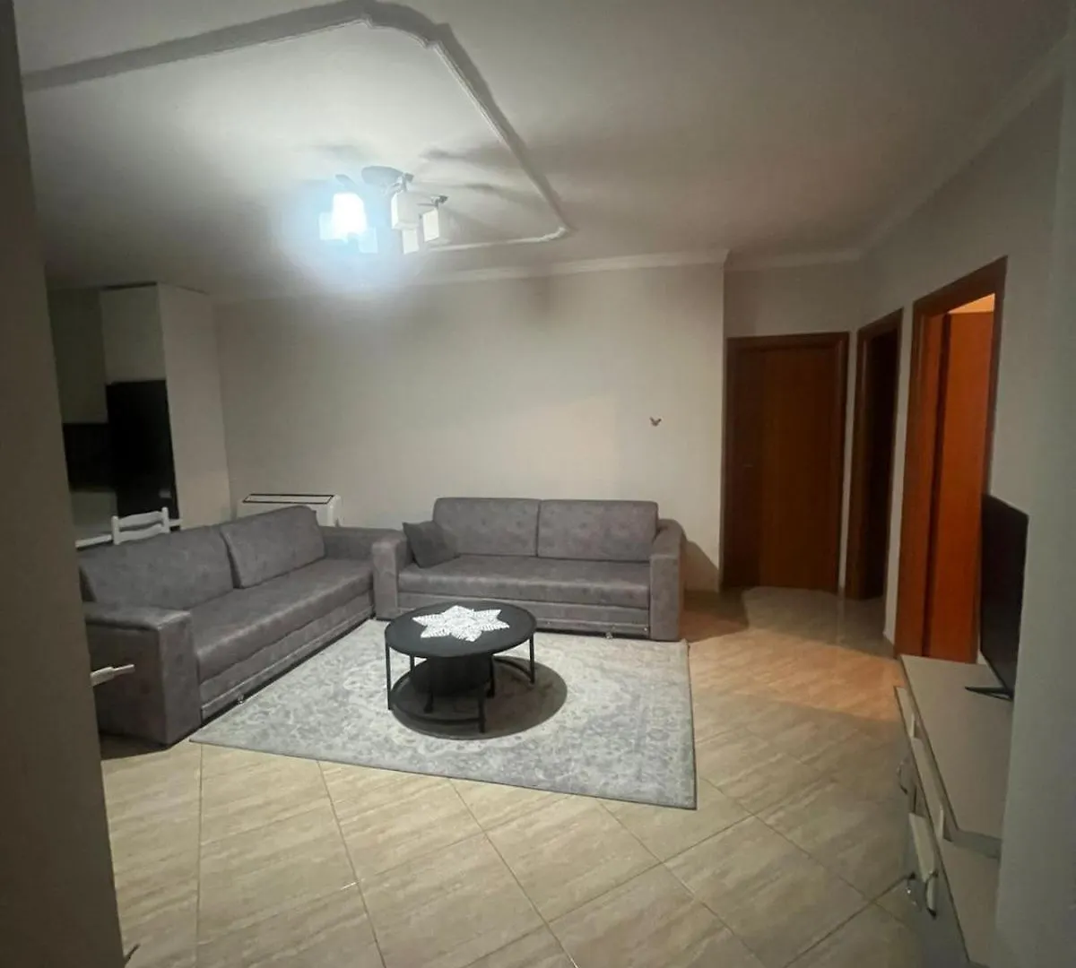 Your Apartament Tirana 0*,  Albania